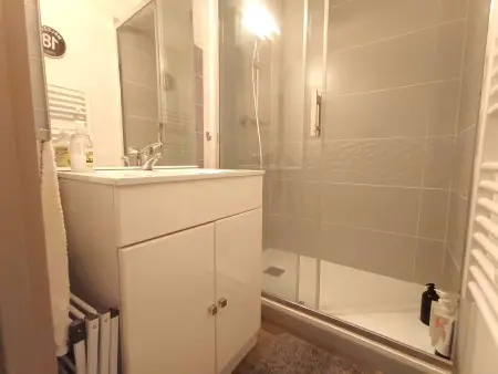 Studio cabine 4 pers. avec balcon sud et parking à Vielle-Aure : photo 9