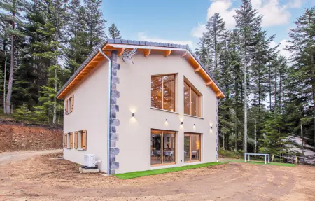 Maison 10 personnes au cœur de la nature près de Chambon : photo 9