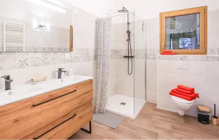 Maison 10 personnes au cœur de la nature près de Chambon : photo 16