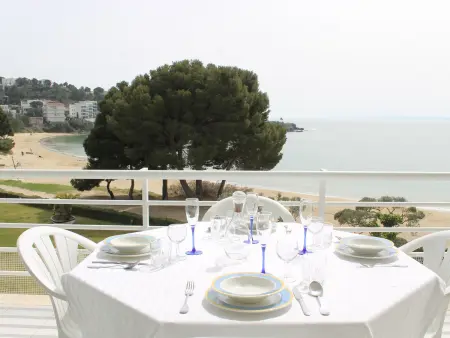 Location appartement à Roses, Appartement Familial avec Piscine Partagée à Roses