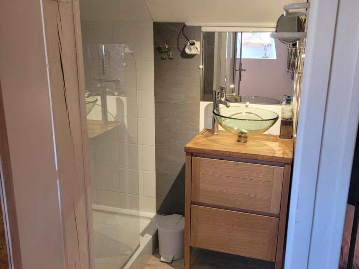 Gîte 18e siècle à Tavant, cour privée 65 m² fermée - Photo 8