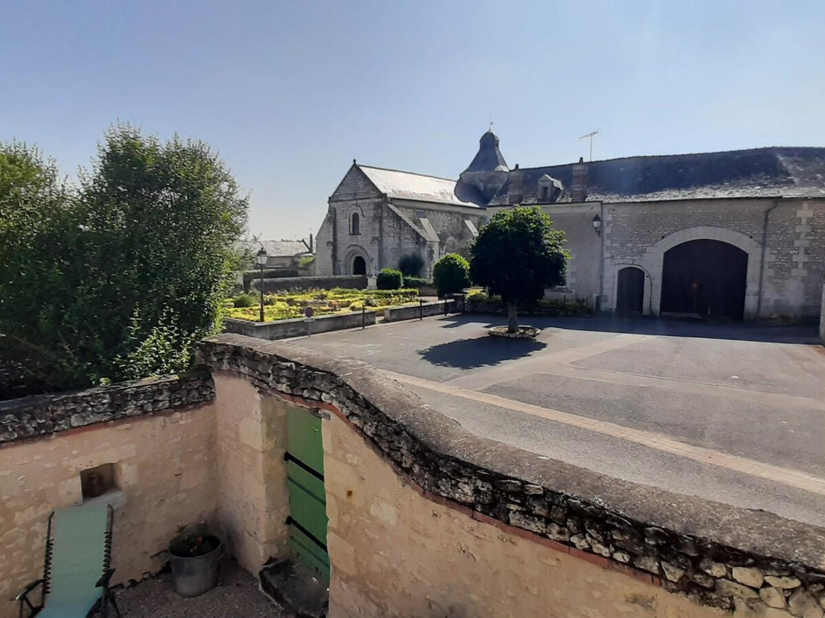 Gîte 18e siècle à Tavant, cour privée 65 m² fermée - Photo 10
