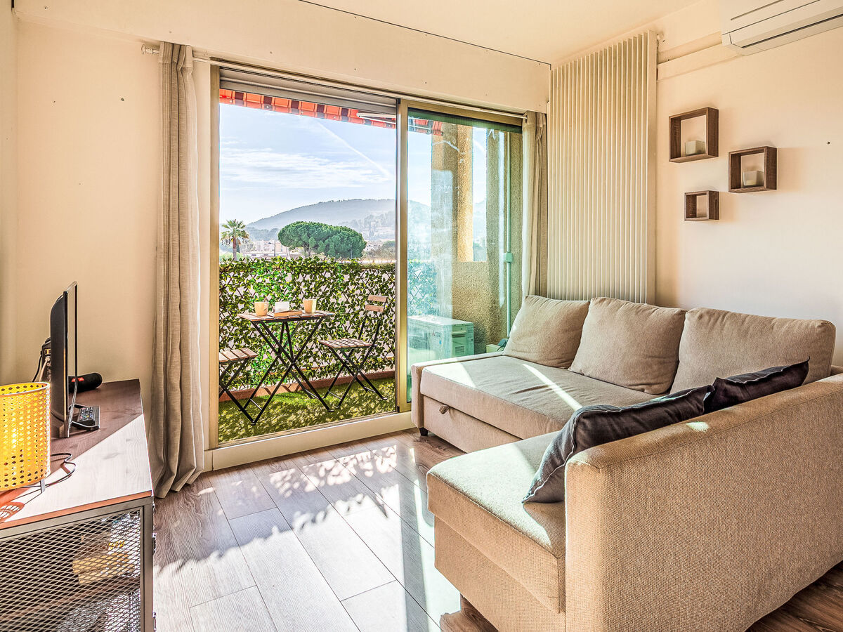 Les Jardins du Luxembourg – Apt 48m² à Hyères - Photo 2