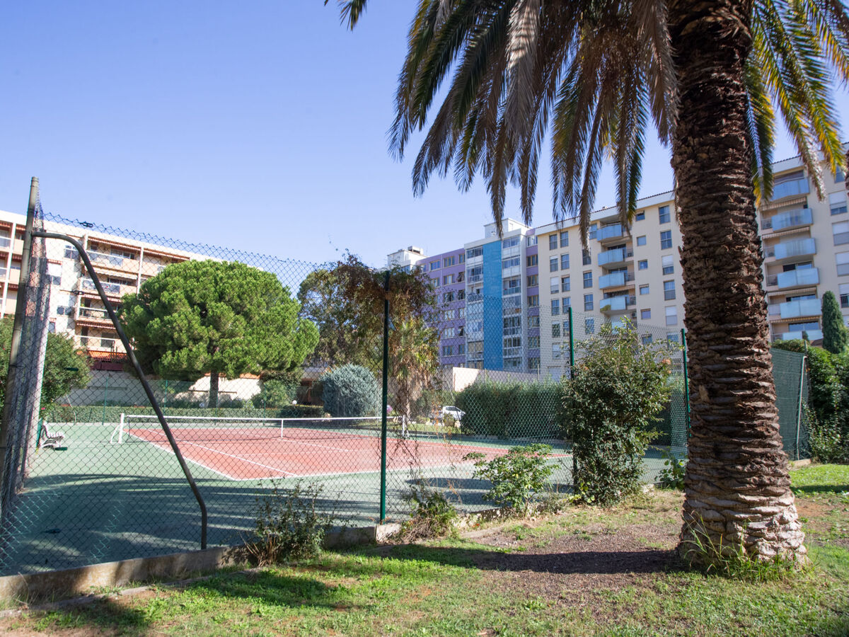 Les Jardins du Luxembourg – Apt 48m² à Hyères - Photo 8
