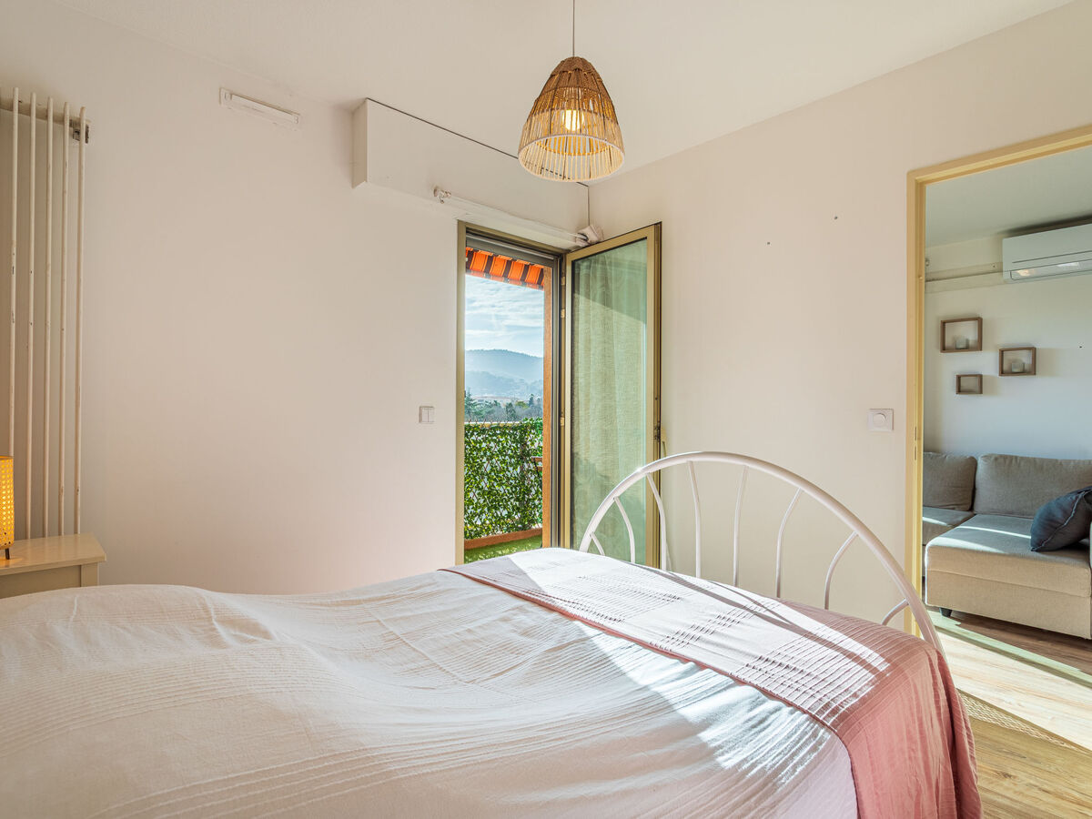 Les Jardins du Luxembourg – Apt 48m² à Hyères - Photo 20