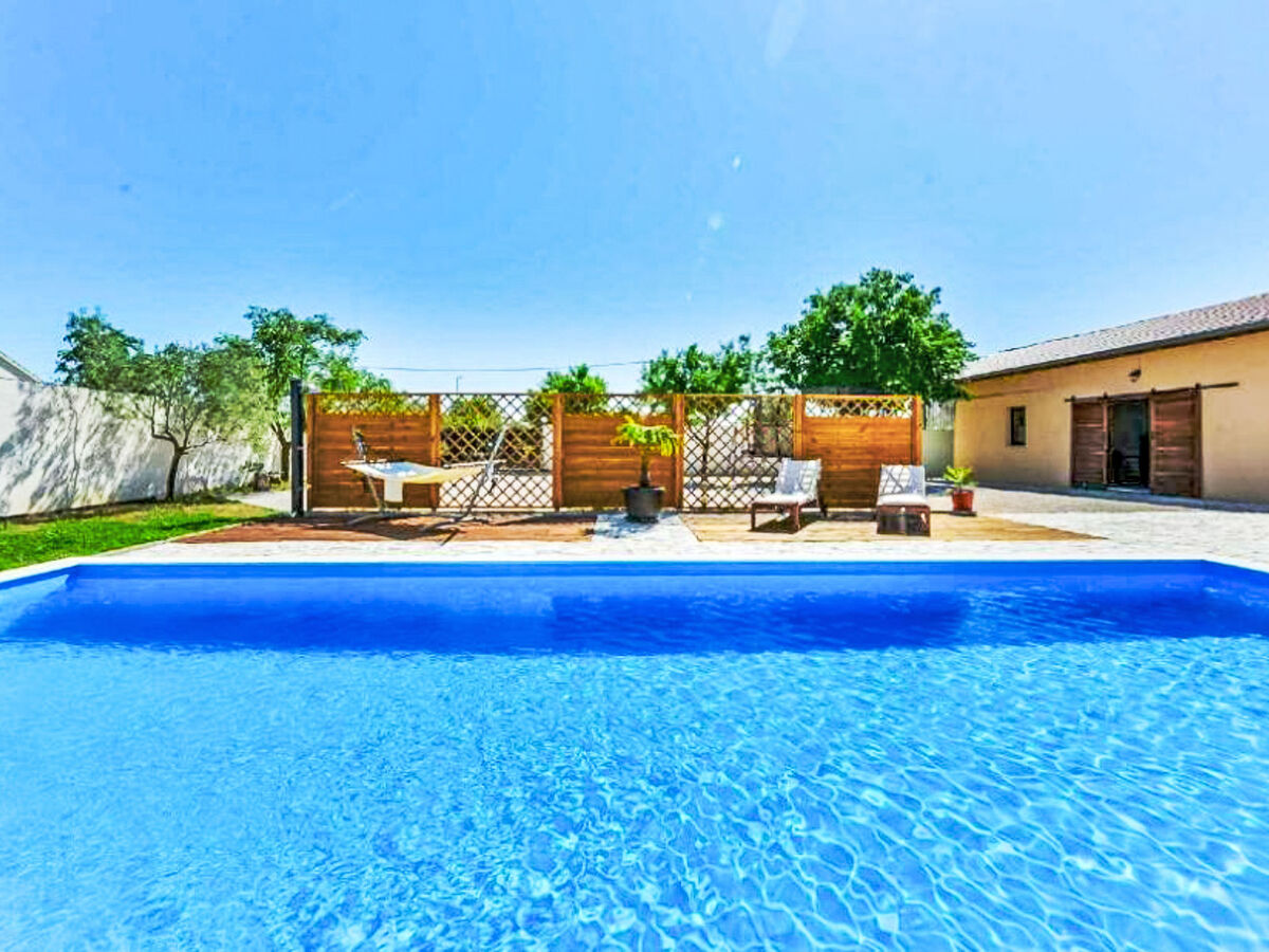 Maison Mirjana à Benkovac : piscine privée 12 pers. - Photo 2