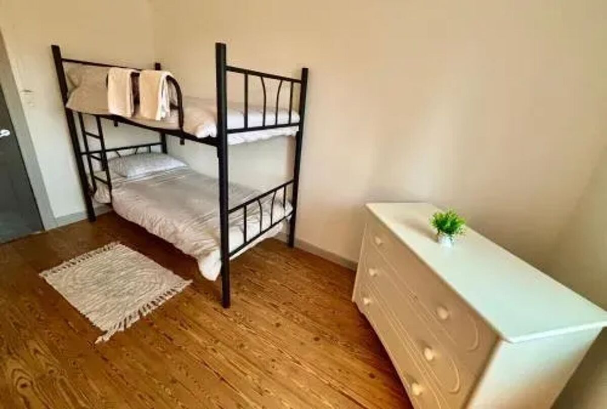 Maison 150 m² à Mouscron, jardin clôturé et cheminée - Photo 17
