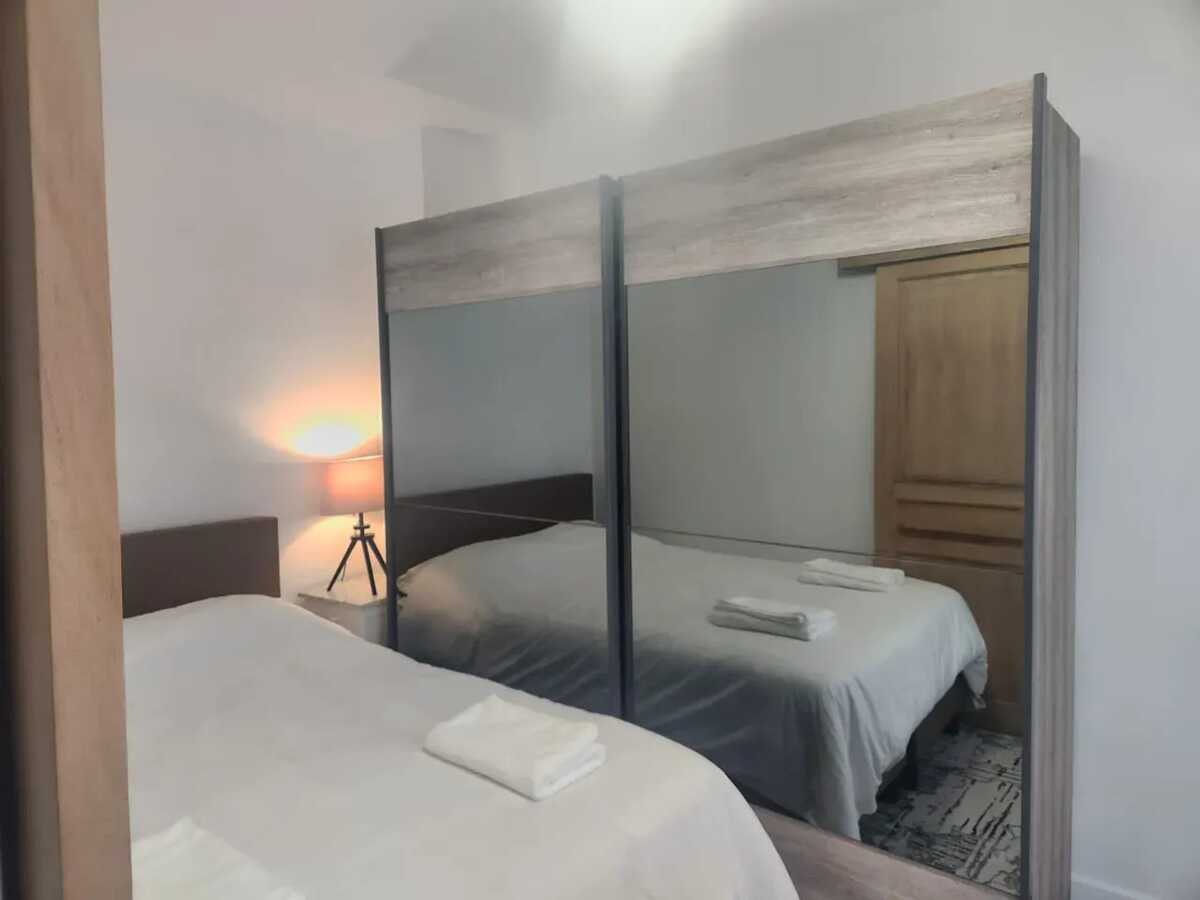 Maison 150 m² à Mouscron, jardin clôturé et cheminée - Photo 22