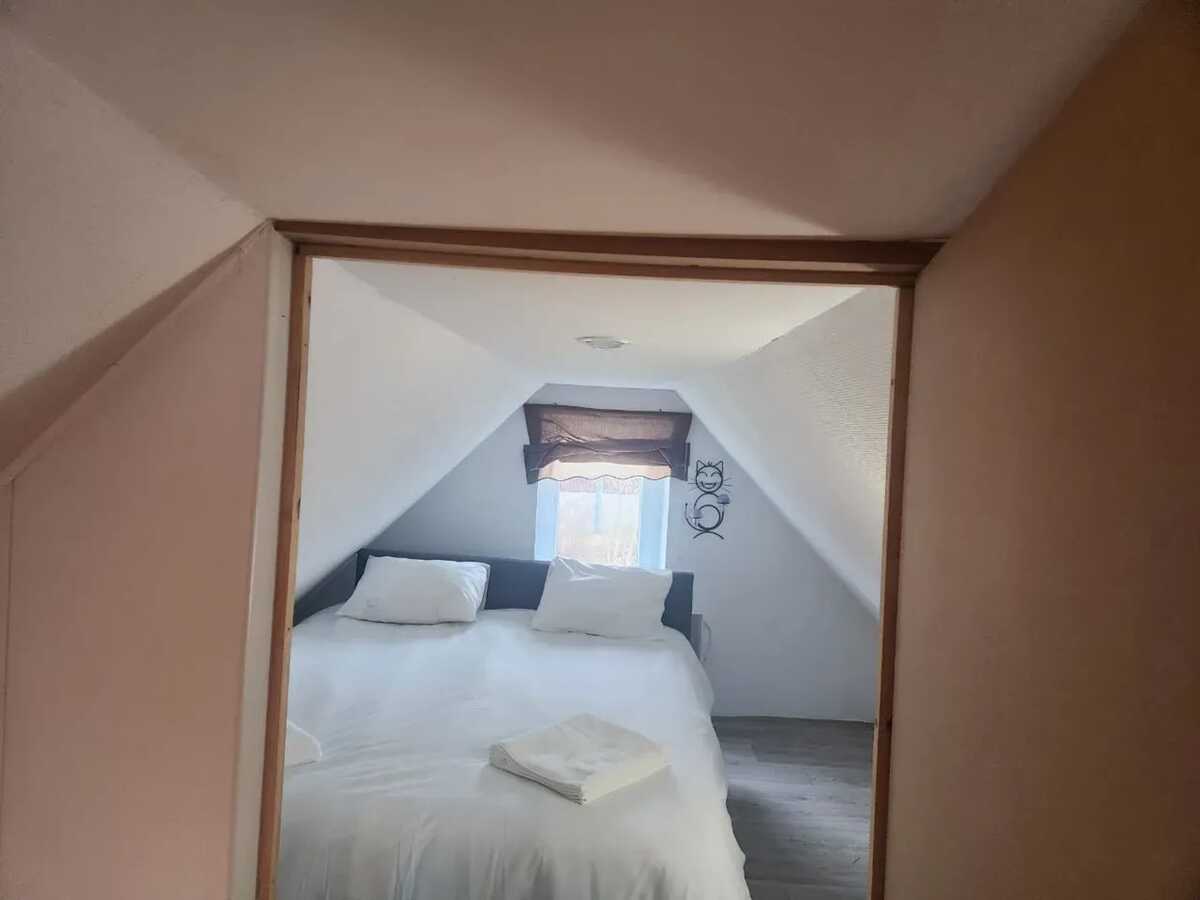 Maison 150 m² à Mouscron, jardin clôturé et cheminée - Photo 23