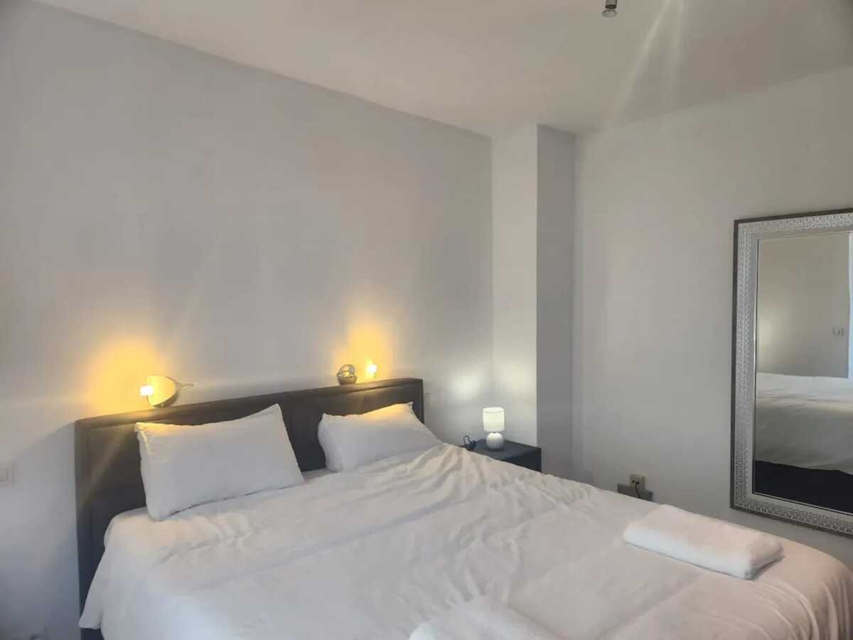 Maison 150 m² à Mouscron, jardin clôturé et cheminée - Photo 26