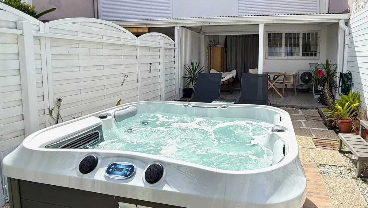 Appartement avec jacuzzi et terrasse à Sainte-Anne - Photo 21