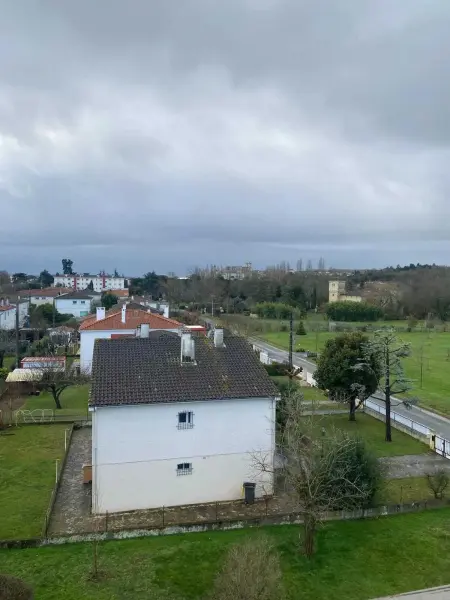 Appartement 80 m² avec balcon et vue sur ville à Auch : photo 8
