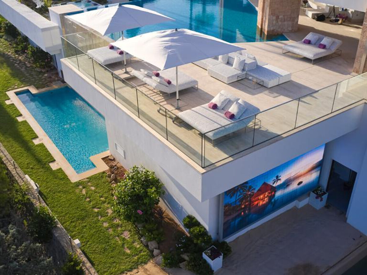 Villa Elysium Ibiza : 6 chambres, 4 piscines et cinéma - Photo 4