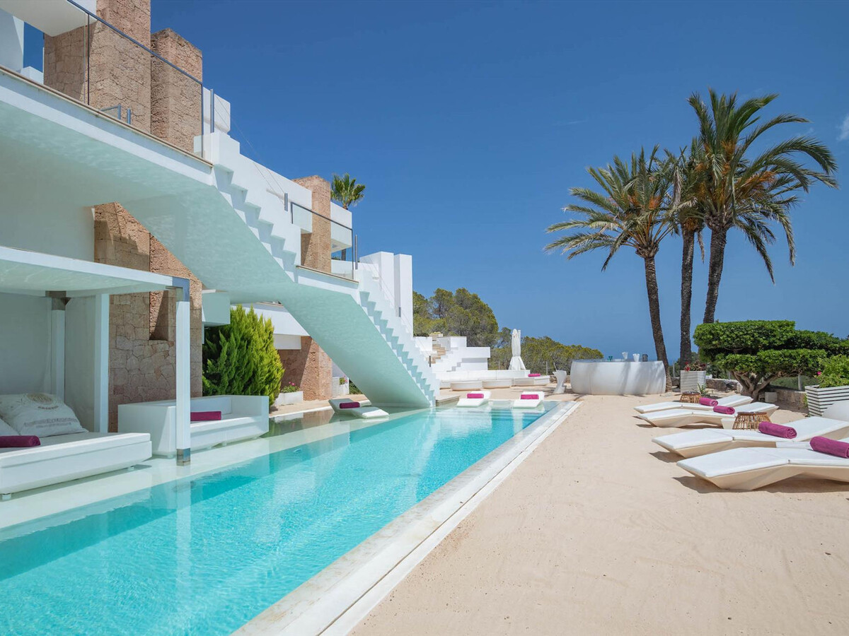 Villa Elysium Ibiza : 6 chambres, 4 piscines et cinéma - Photo 5