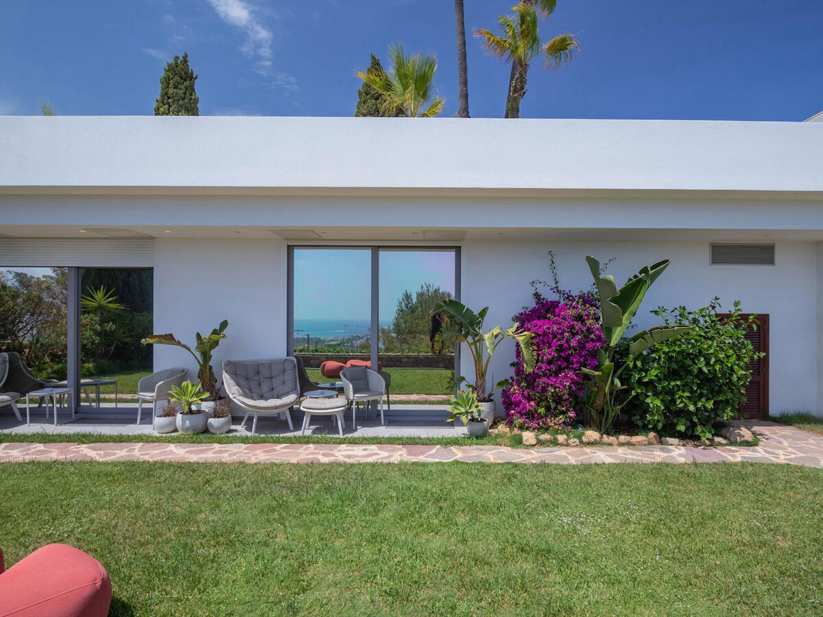 Villa Elysium Ibiza : 6 chambres, 4 piscines et cinéma - Photo 8