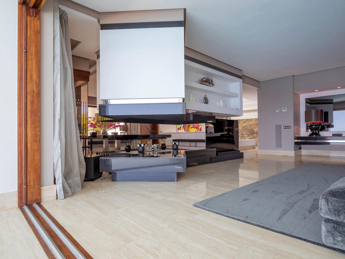 Villa Elysium Ibiza : 6 chambres, 4 piscines et cinéma - Photo 18