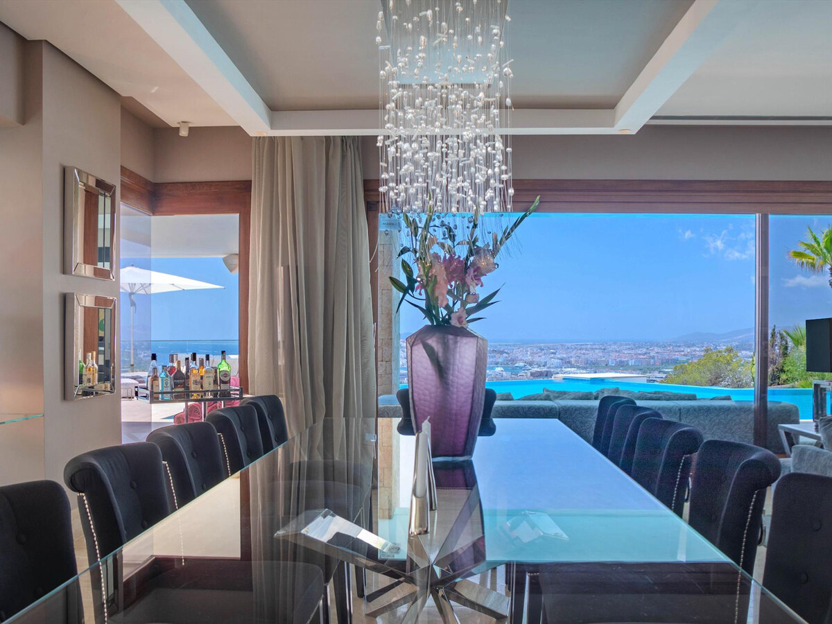 Villa Elysium Ibiza : 6 chambres, 4 piscines et cinéma - Photo 19