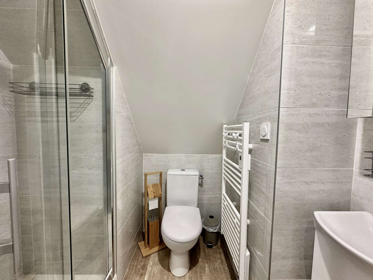 Maison bretonne typique 3* avec toit de chaume à Fouesnant - Photo 18