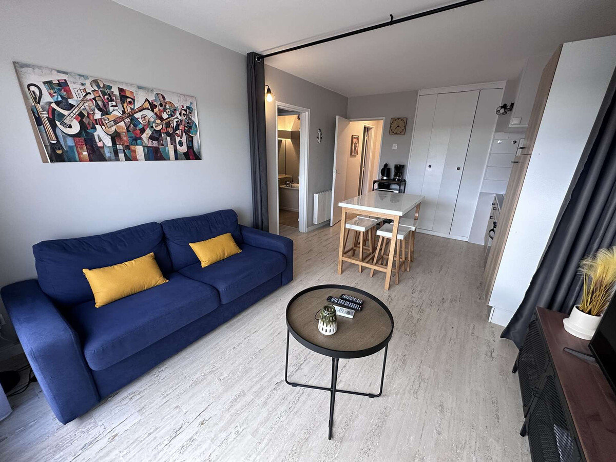 Appartement 2 pièces rénové avec terrasse Sud à Le Grau-du-Roi - Photo 1