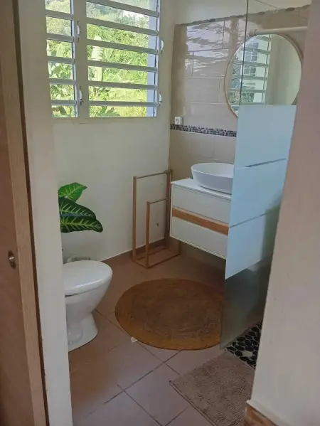 Studio avec piscine privée à Rivière-Pilote, Martinique, 4 personnes : photo 4