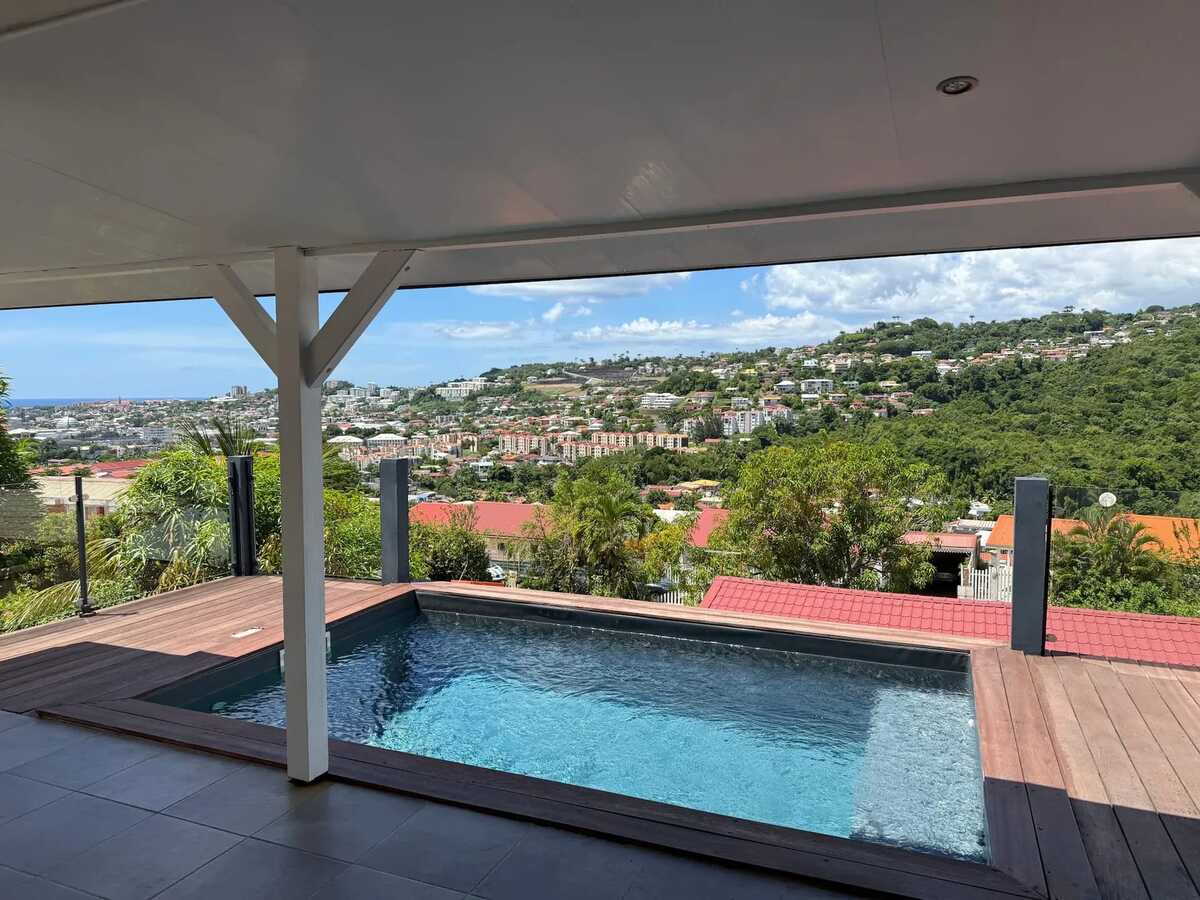 Villa 3 chambres piscine privée à Fort-de-France - Photo 1