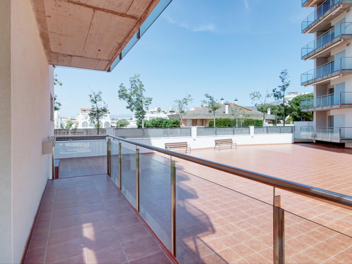 Appartement 2 chambres, terrasse privée et parking à Roses - Photo 21