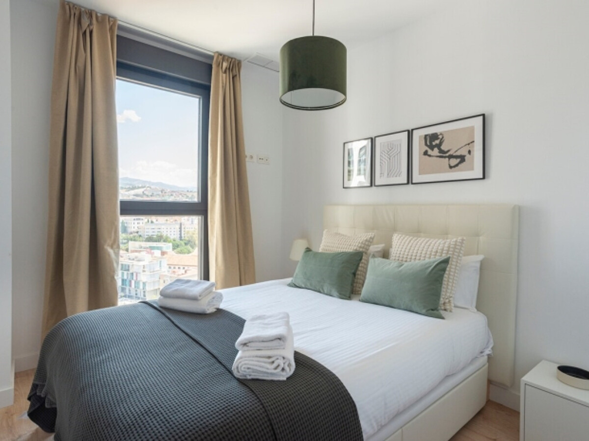 Appartement 3 chambres Málaga, 14e étage avec piscine - Photo 11