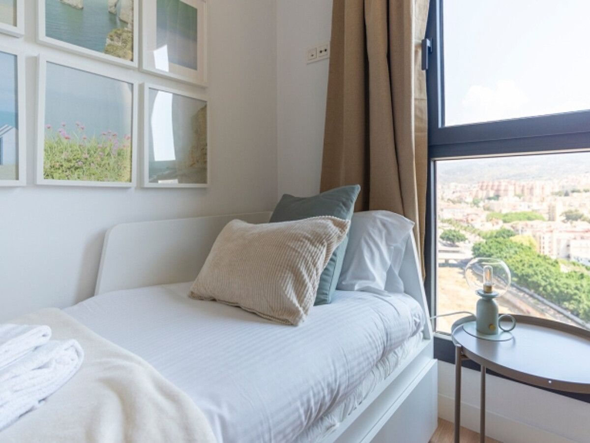 Appartement 3 chambres Málaga, 14e étage avec piscine - Photo 12