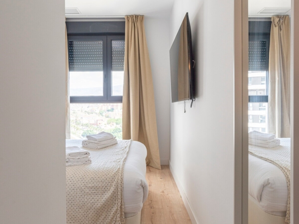 Appartement 3 chambres Málaga, 14e étage avec piscine - Photo 17