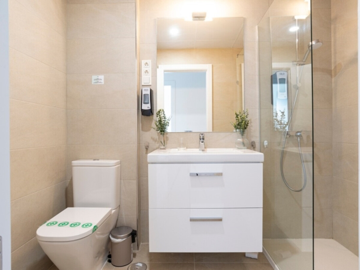 Appartement 3 chambres Málaga, 14e étage avec piscine - Photo 21