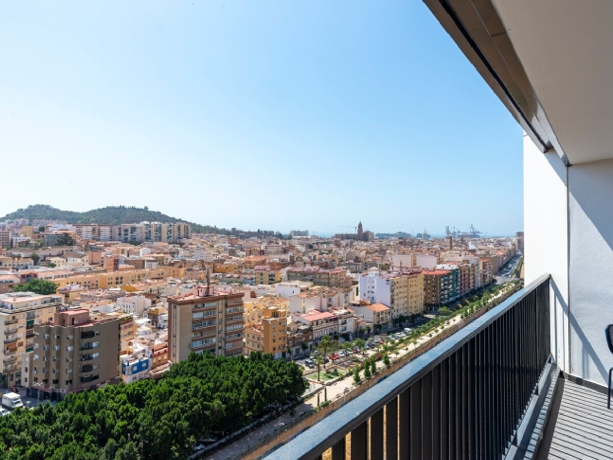 Appartement 3 chambres Málaga, 14e étage avec piscine - Photo 24