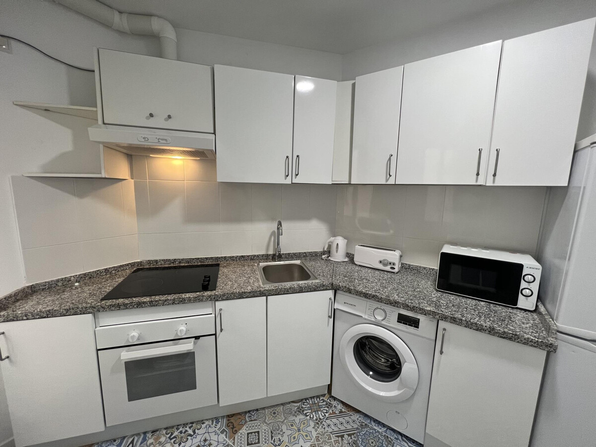 Victoria 64 : appartement 2 chambres à Málaga centre - Photo 4