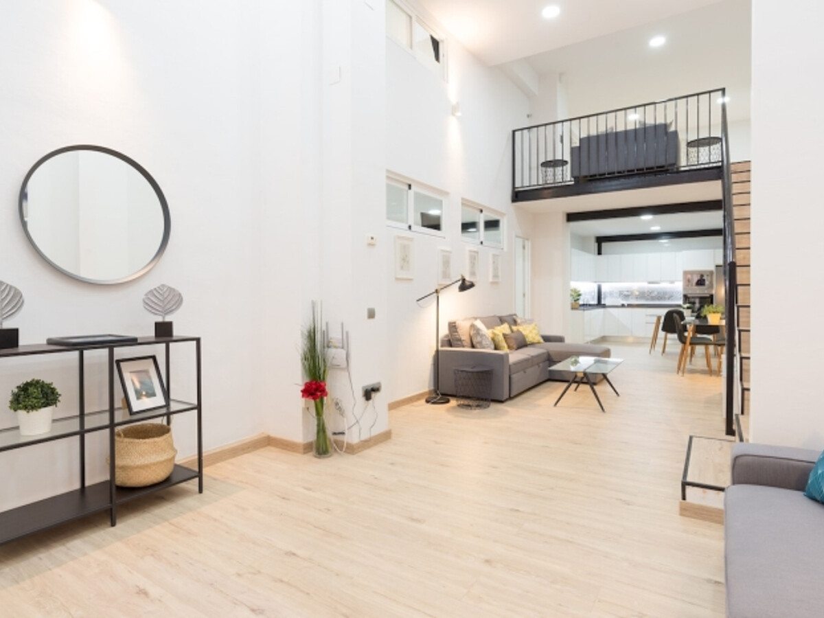 Duplex moderne 3 chambres avec terrasse à Málaga - Photo 1