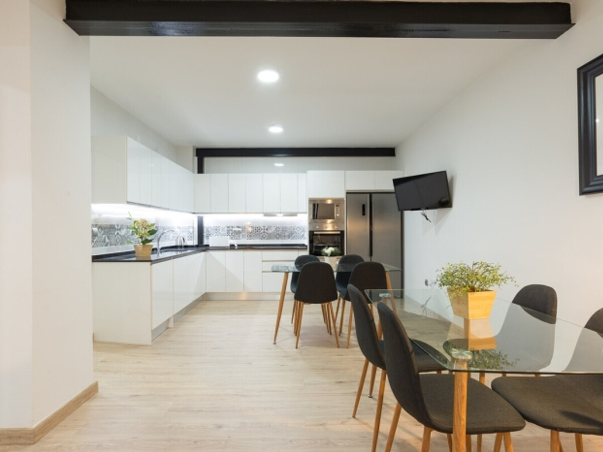 Duplex moderne 3 chambres avec terrasse à Málaga - Photo 2