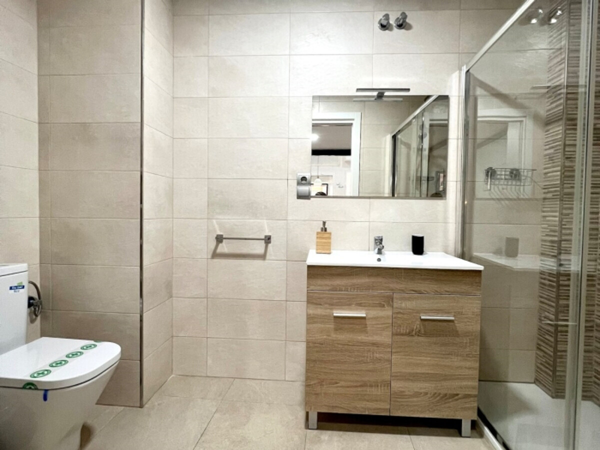 Duplex 120 m² au cœur de Málaga, 10 min de la plage - Photo 5