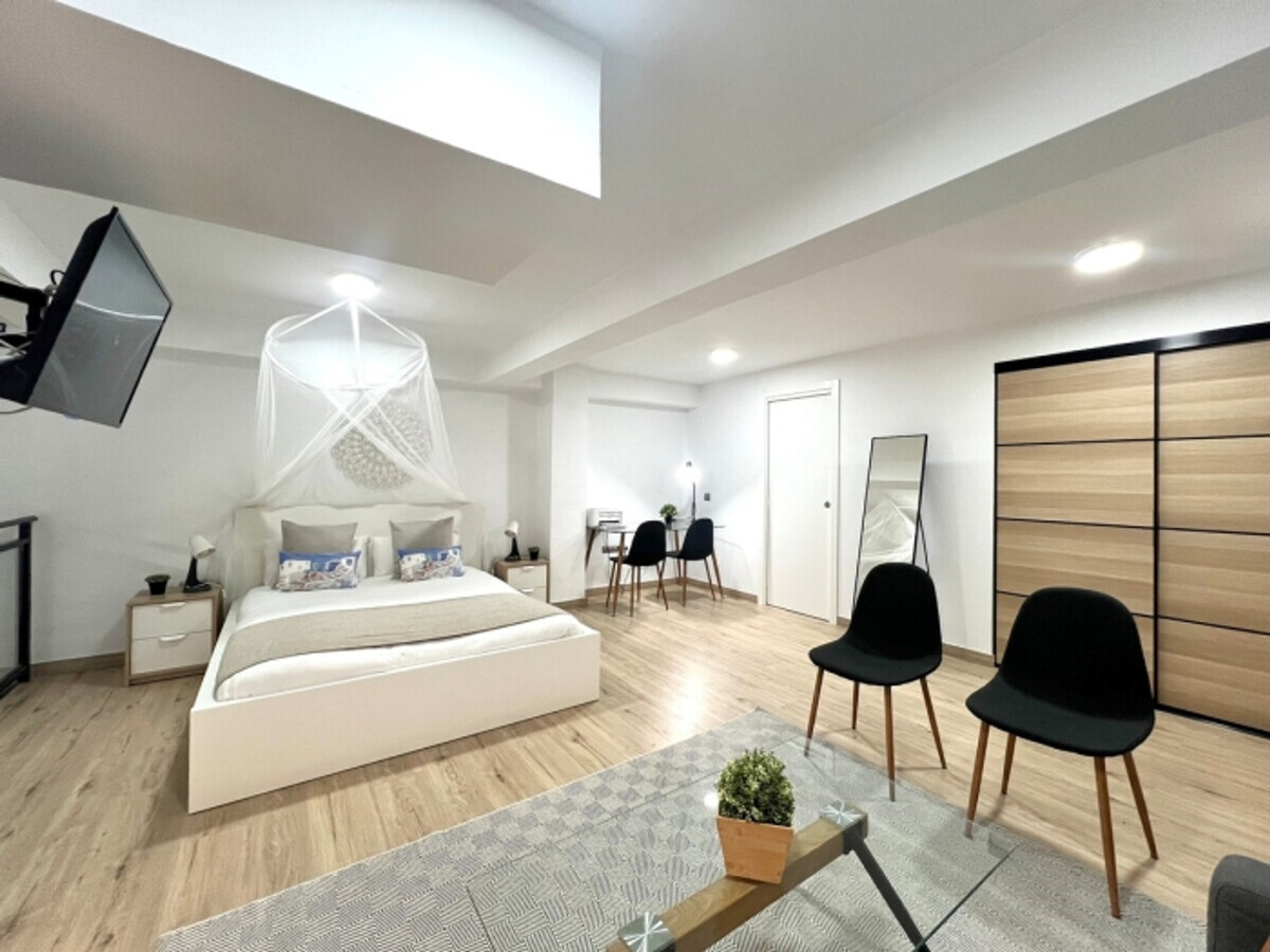 Duplex 120 m² au cœur de Málaga, 10 min de la plage - Photo 10