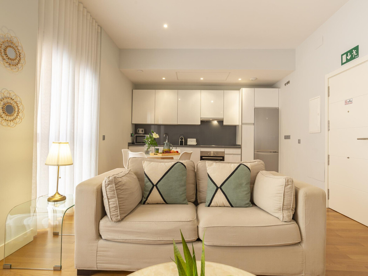 Appartement 1 chambre, Calle Sebastián Souviron à Málaga - Photo 4