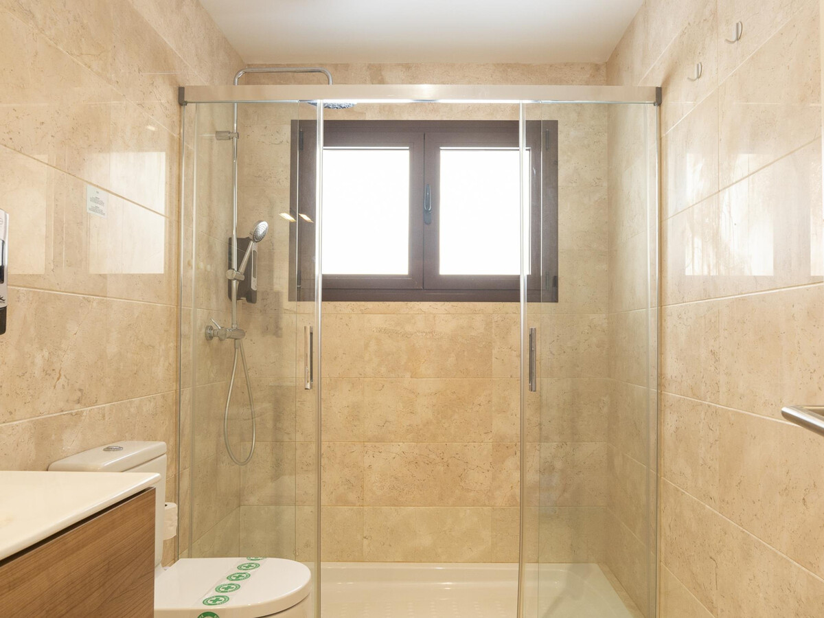 Appartement 1 chambre, Calle Sebastián Souviron à Málaga - Photo 12