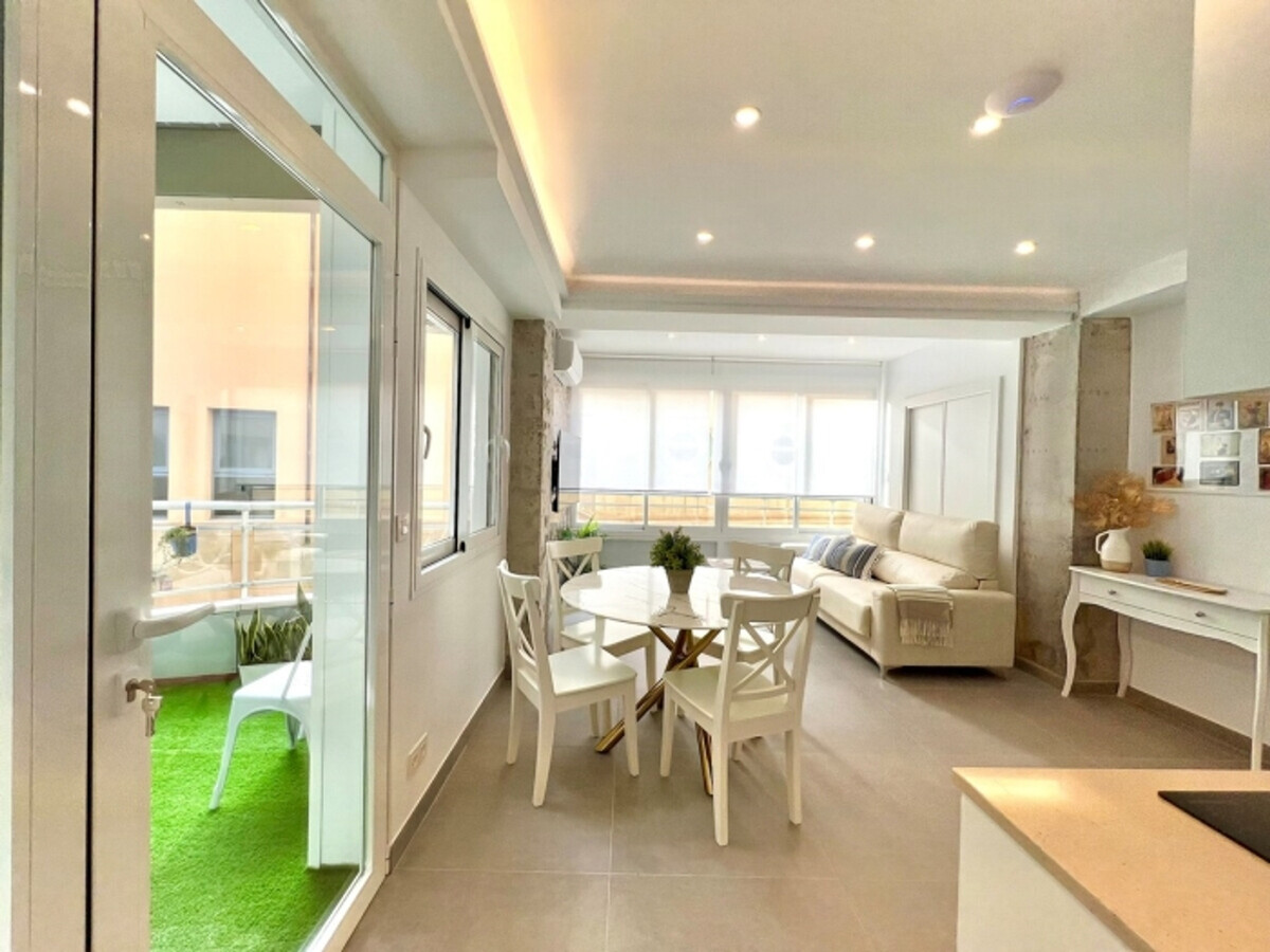 Appartement face à la plage de Malagueta, terrasse privée - Photo 2