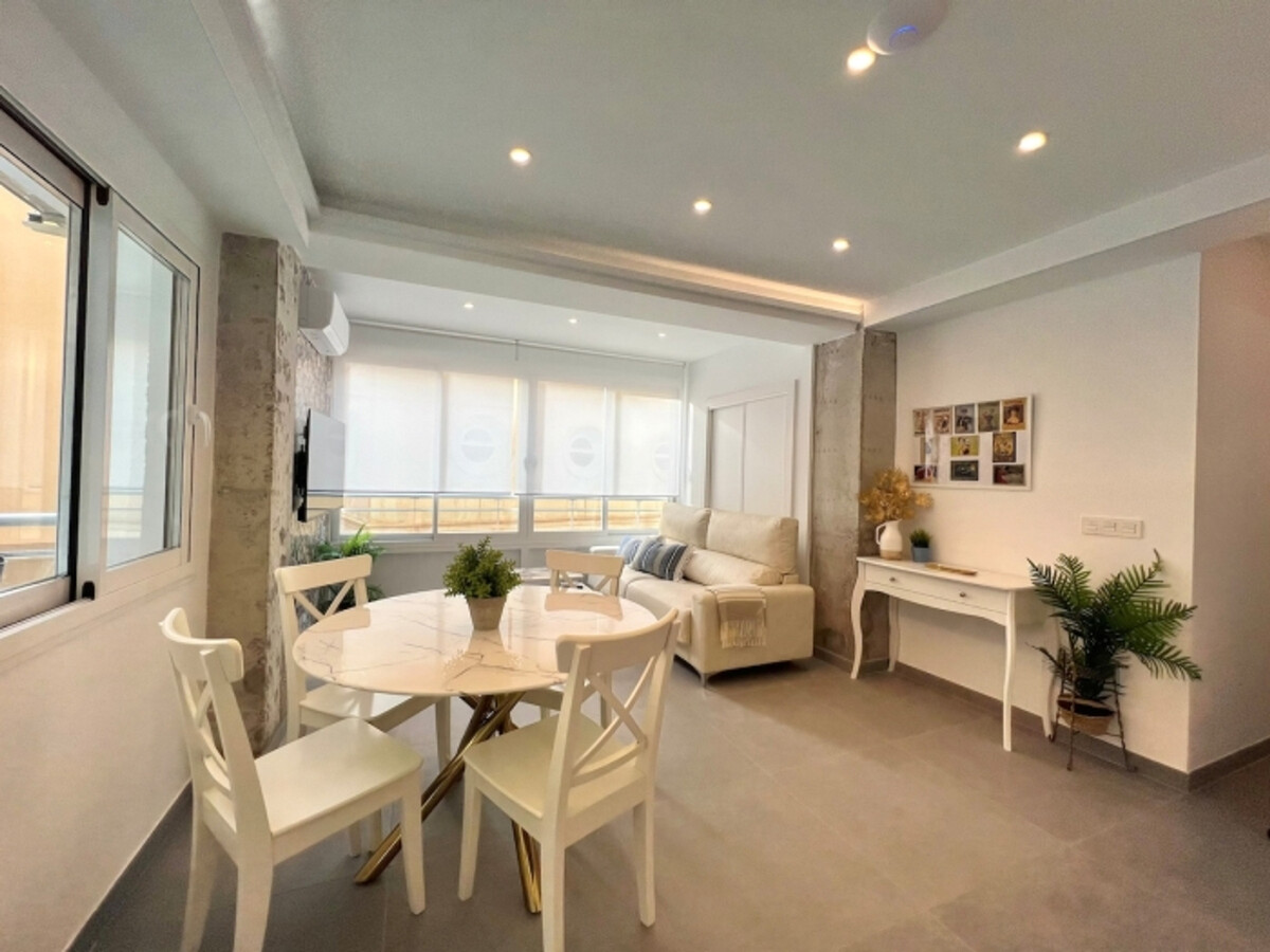 Appartement face à la plage de Malagueta, terrasse privée - Photo 3