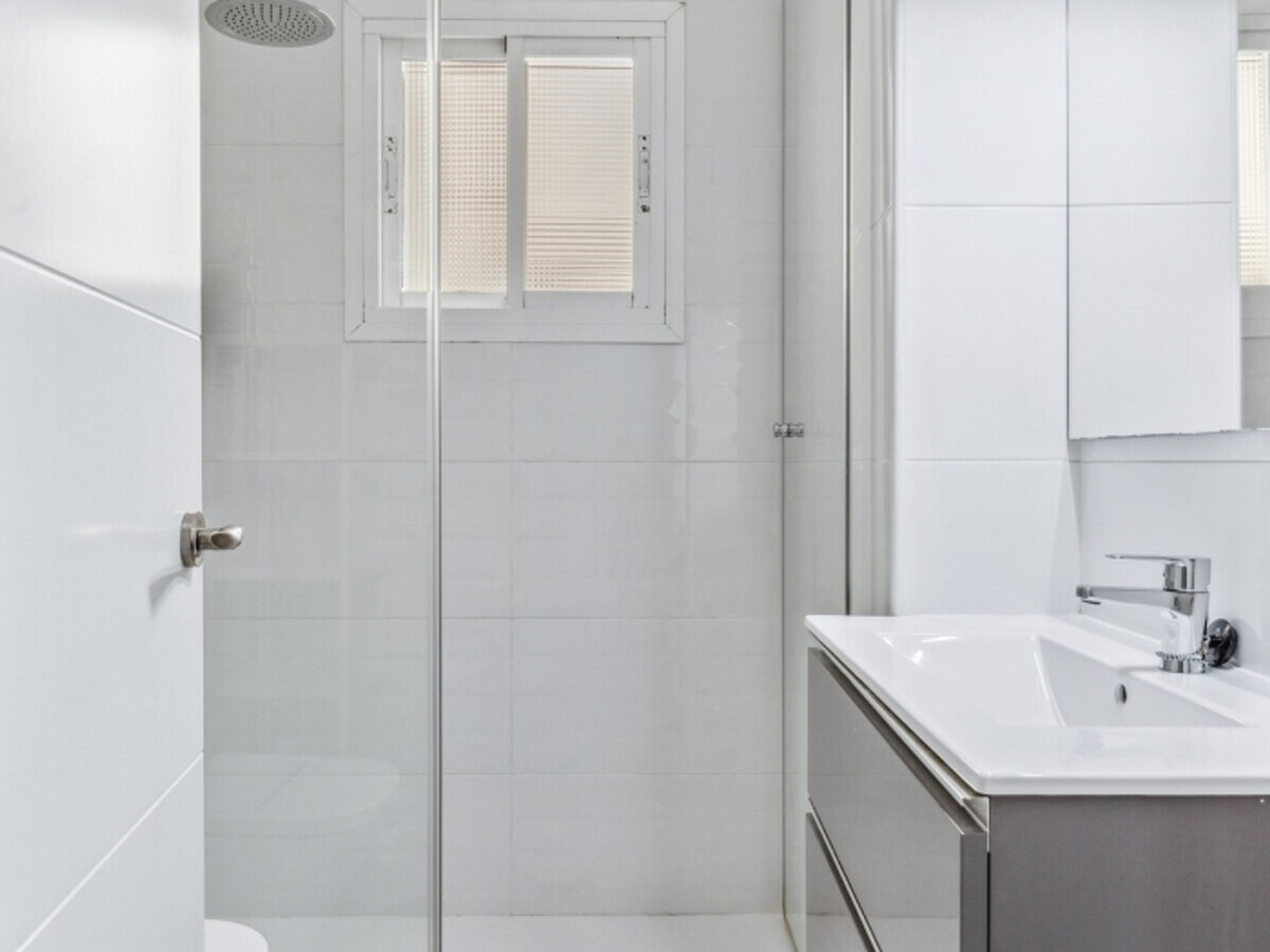 Appartement moderne à 300m de la Plaza de la Merced - Photo 12