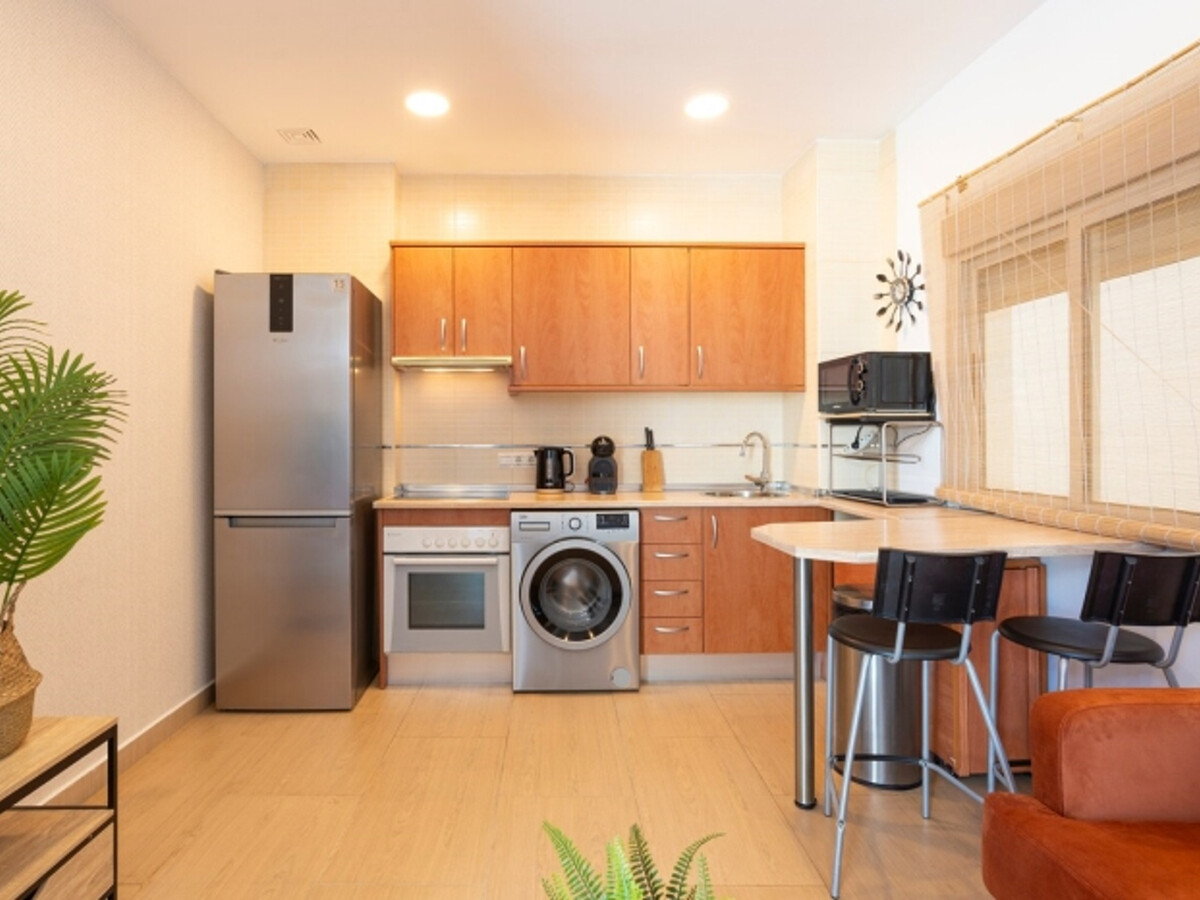 Appartement rue Carretería, vue sur Plaza de las Peñas - Photo 2