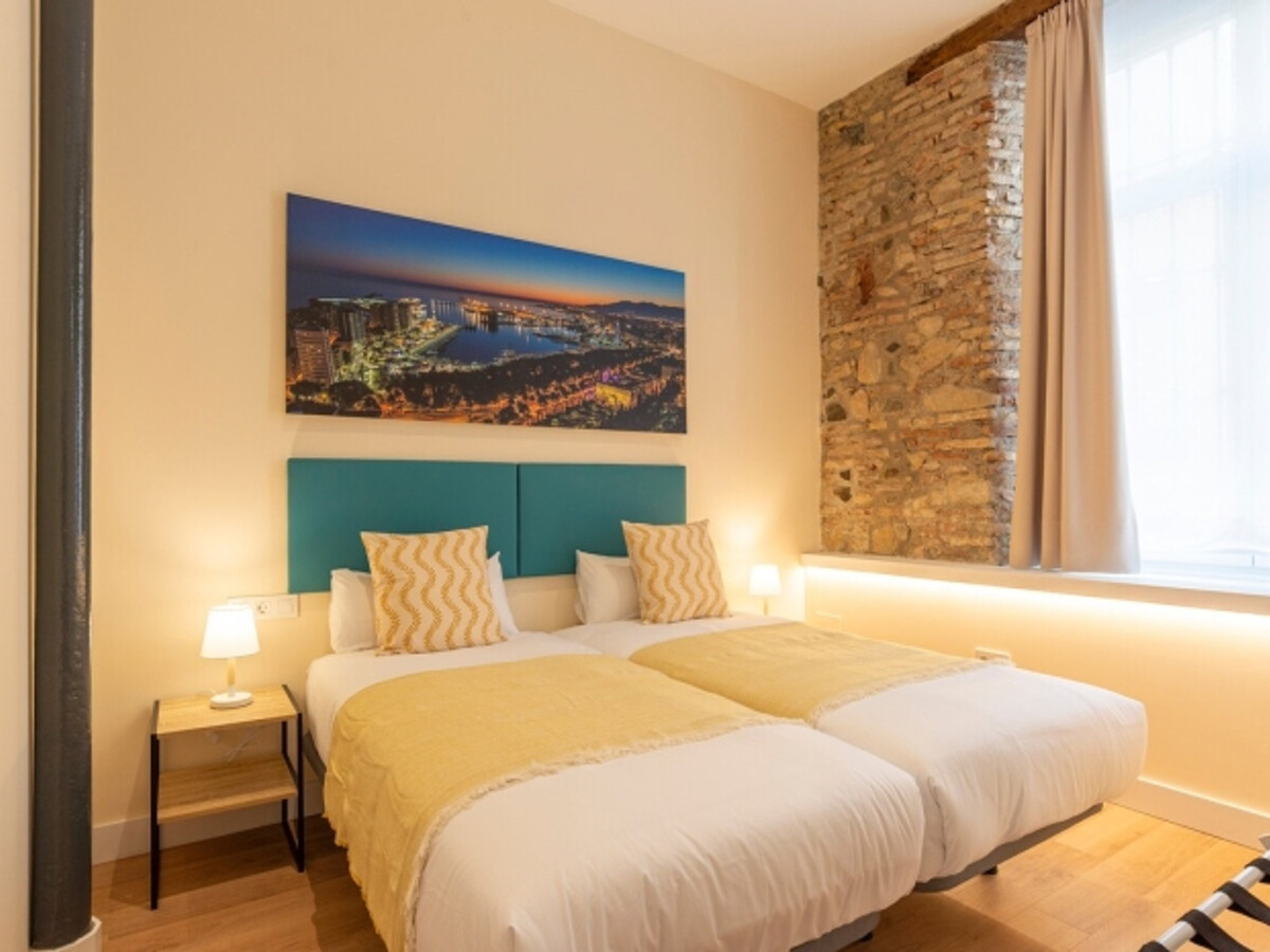 Appartement face à La Malagueta, Málaga – 2 ch, rez-de-chaussée - Photo 11
