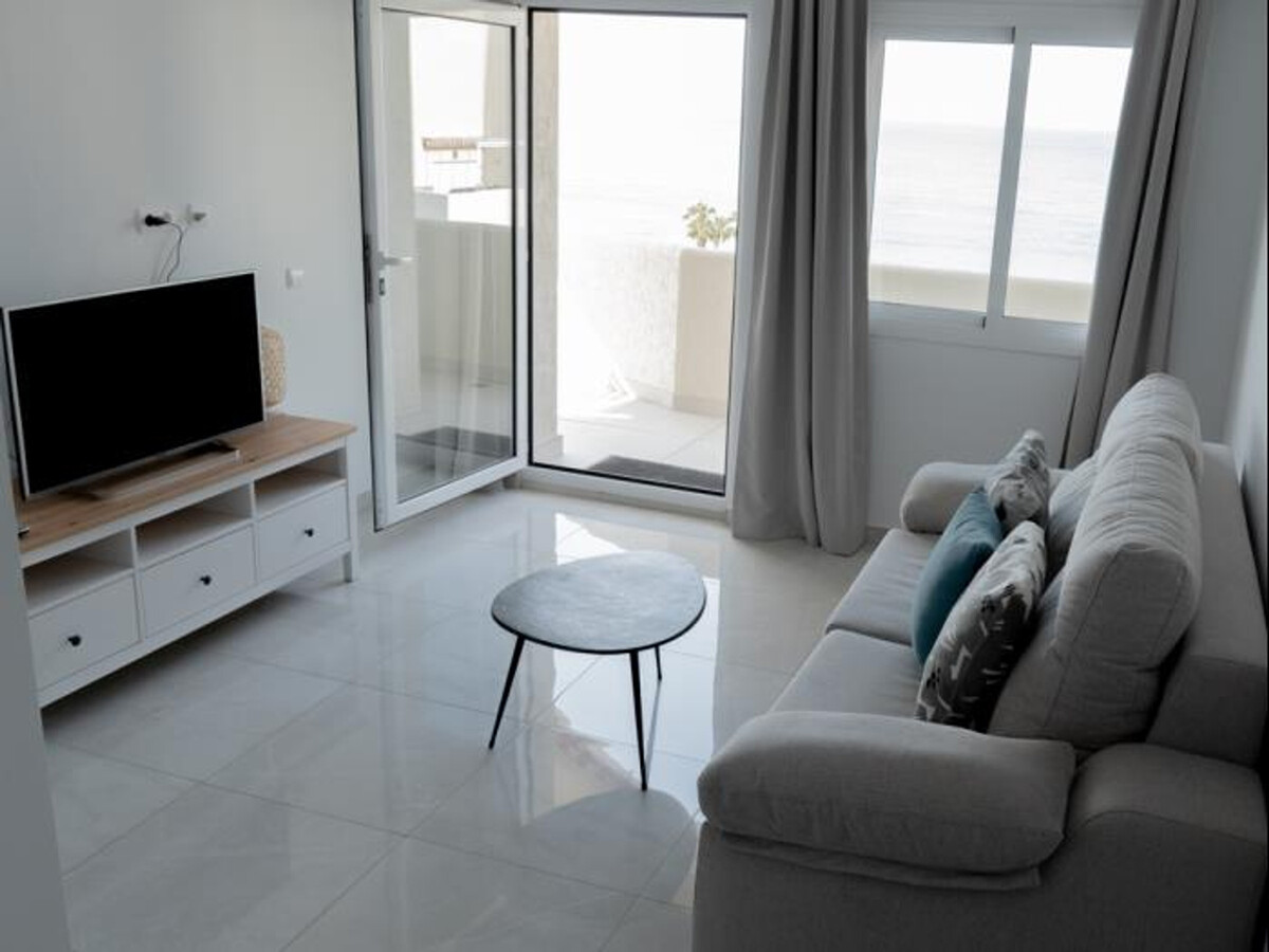 Appartement face à la plage avec piscine toute l'année - Photo 5