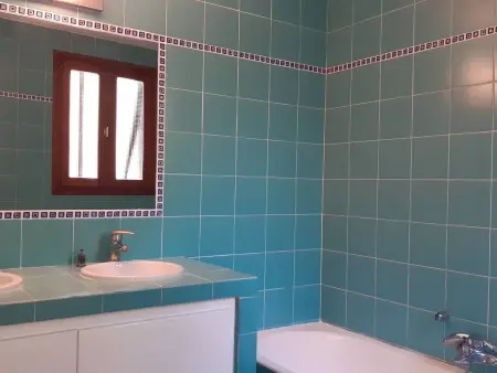 Maison familiale 3 chambres avec piscine à Bormes-les-Mimosas - Photo 7
