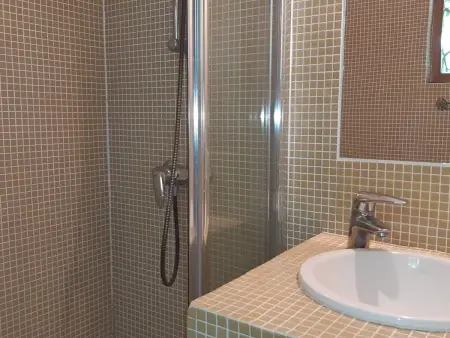 Maison familiale 3 chambres avec piscine à Bormes-les-Mimosas - Photo 10