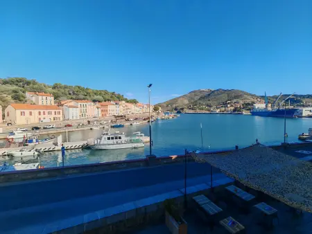 Location appartement à Port Vendres, Charmant appartement à Port-Vendres, vue port. Idéal vacances mer
