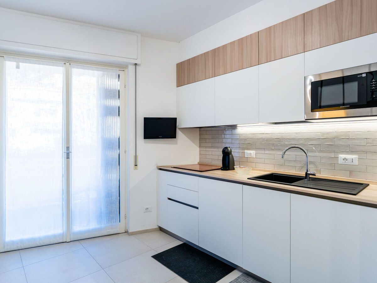 Studio Central Home Sanremo avec vue mer - Photo 2