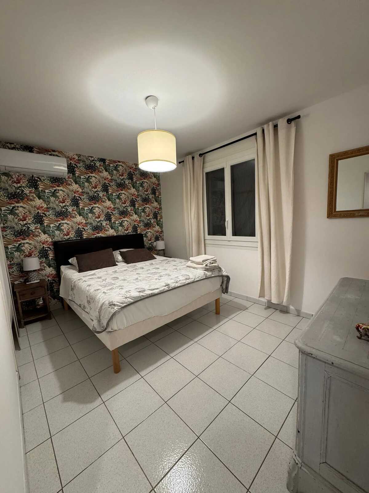 Appartement 90 m² piscine et jardin privé Les Mayons - Photo 4