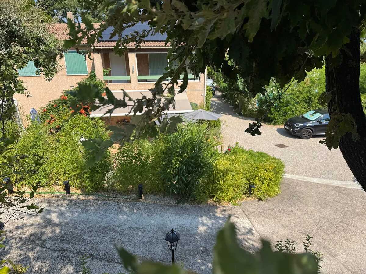 Appartement 90 m² piscine et jardin privé Les Mayons - Photo 8